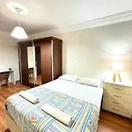 Marmaris\'Te Oezel Havuzlu Doga Manzarali Villa